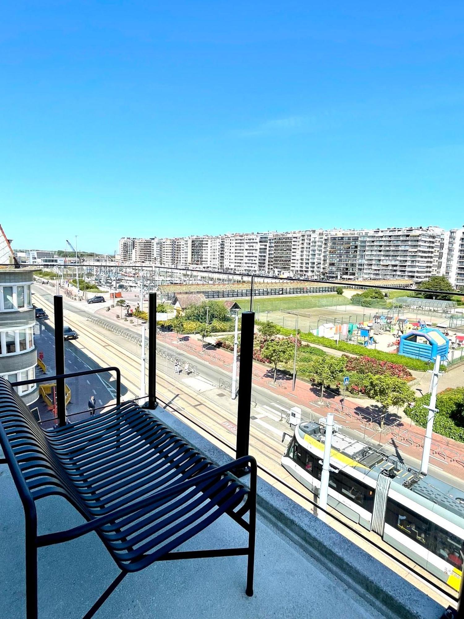 Molo Roof - Stylish Penthouse With Marina View Blankenberge Within Walking Distance From The Sea - 15 Km From Bruges Apartamento Exterior foto