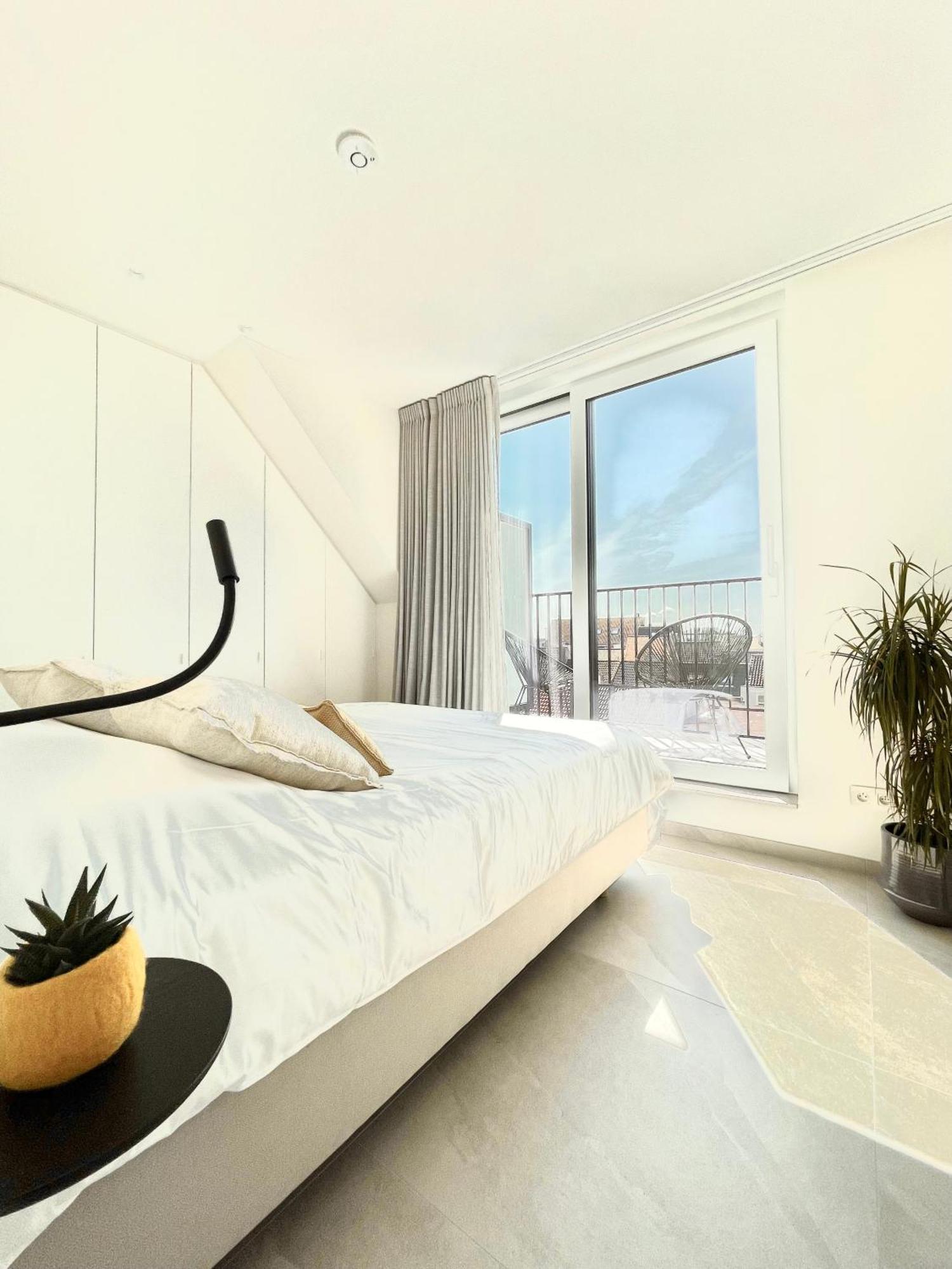 Molo Roof - Stylish Penthouse With Marina View Blankenberge Within Walking Distance From The Sea - 15 Km From Bruges Apartamento Exterior foto